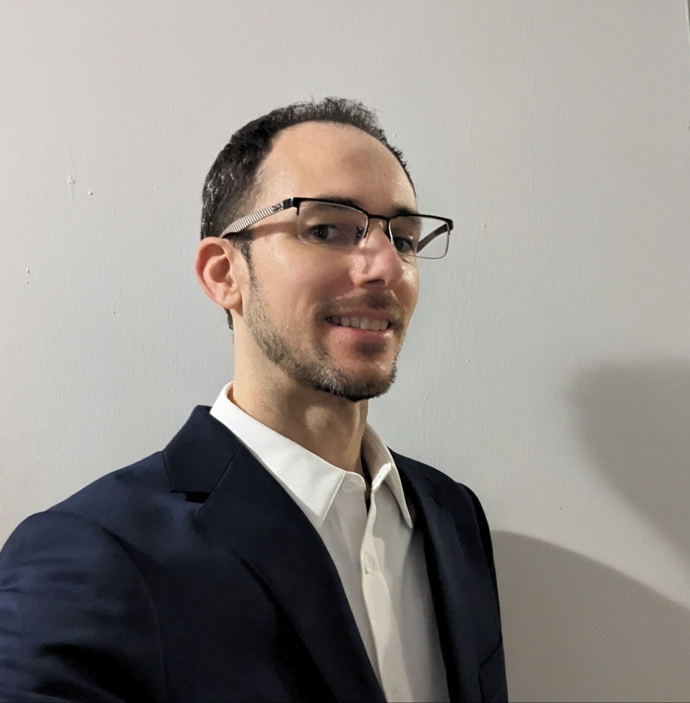 Meet your Posher, Adam